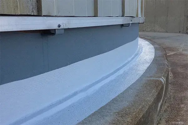 insulation removed from tank chime angle for easy api 653 inspection